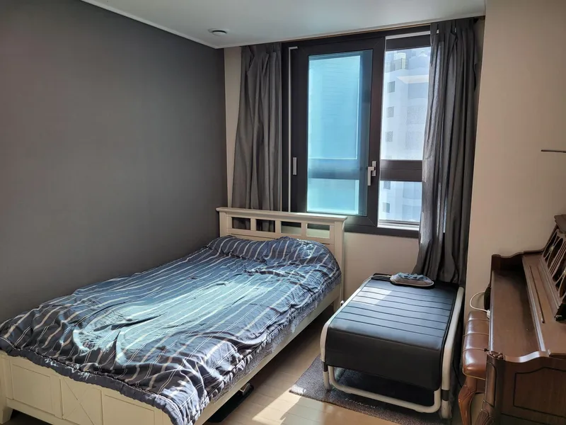 [Gangdong, Seoul] Newly built three-room apartment with forest view, 13th floor 14