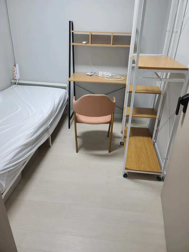 [Sasang, Busan] 2nd floor of a house near Naengjeong Station, Jure-dong, 202 2