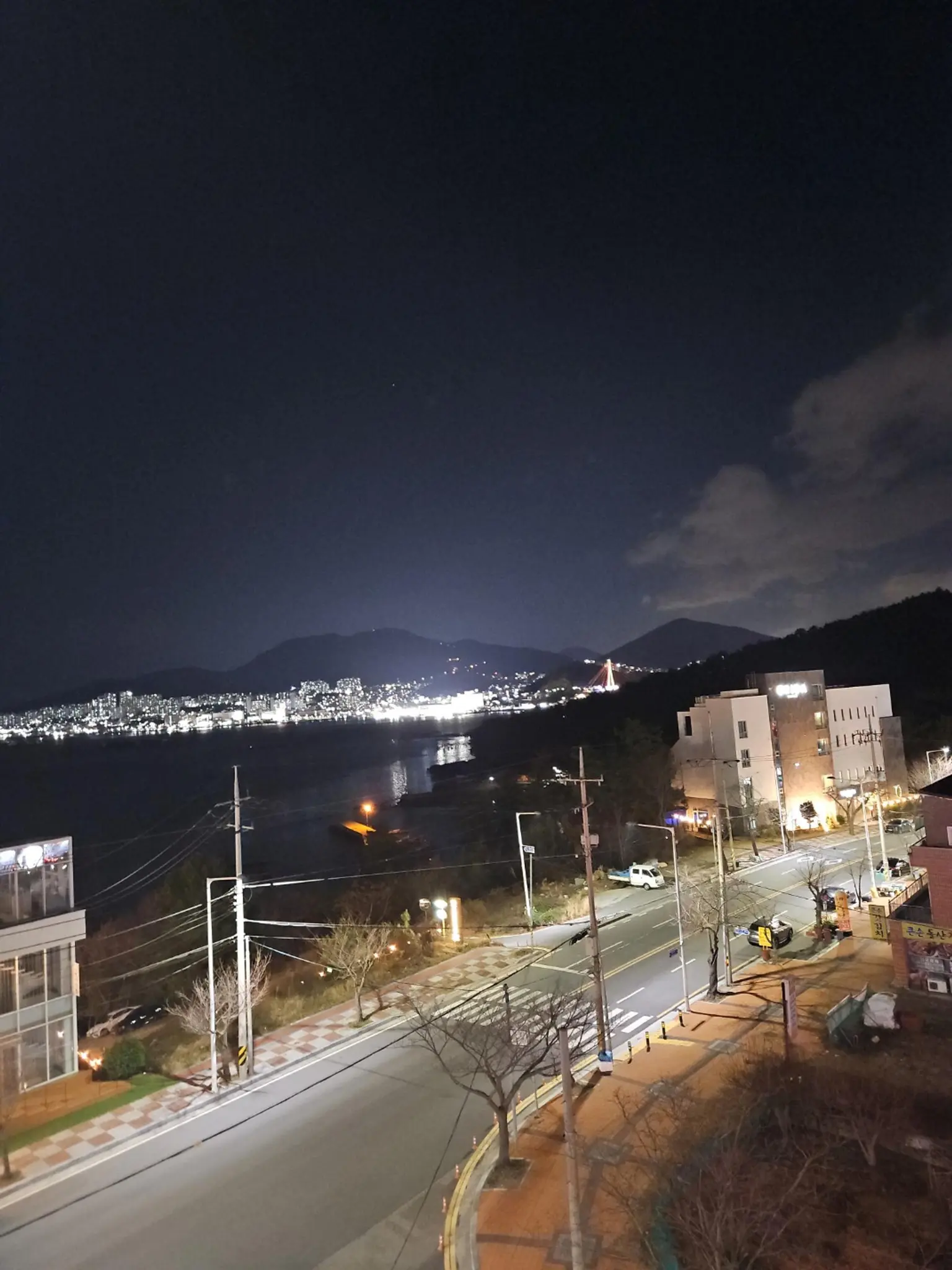 全南麗水 오션뷰・바다 근처・차 없이 머물기 좋은 오피스텔 원룸・최대 2인 オーシャンビュー 대표 사진