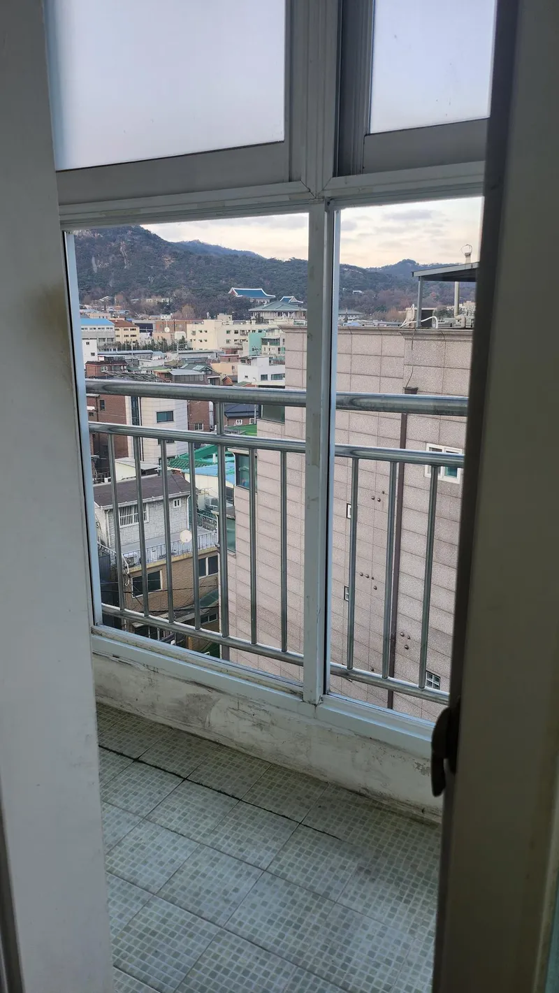 [Jongno, Seoul] Parking available while viewing the Blue House 12