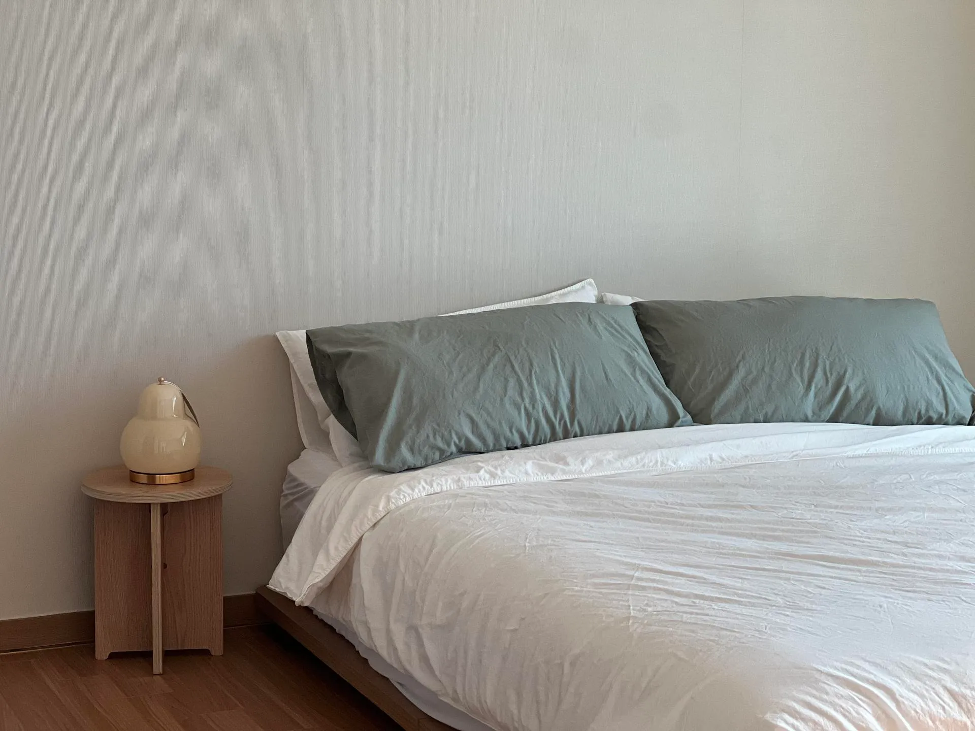 Danggam-dong Three-Bedroom Apartment