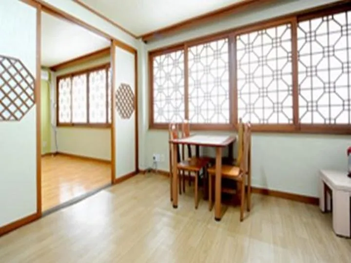 [Gurye] A 20-pyeong pension with a pleasant environment and the atmosphere of an old-fashioned log cabin 9