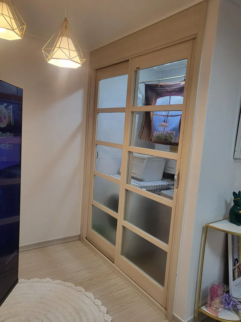 [Songpa, Seoul] 2 minutes walk from Songpanaru Station on Line 9, very close to the station 35