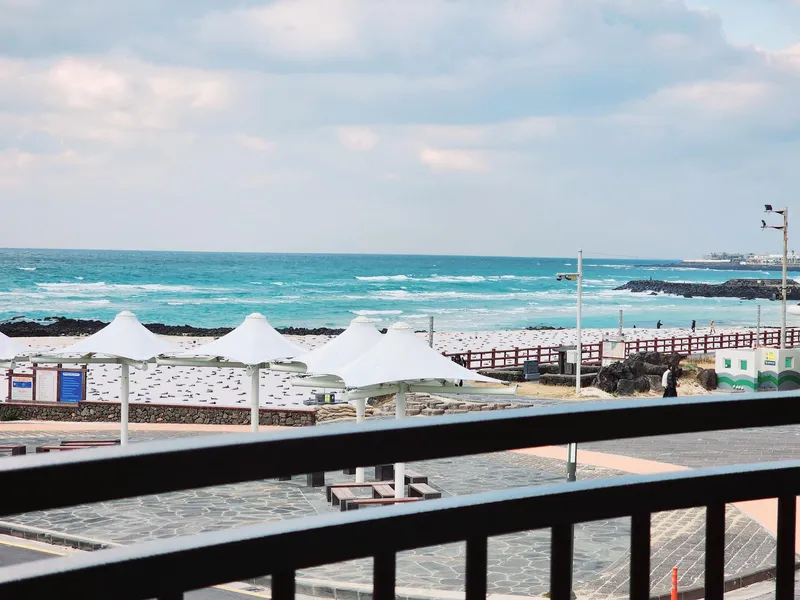 [Aewol, Jeju] 1.5 room full option in front of the beach 19