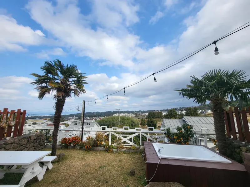 [Aewol, Jeju] Healing accommodation with sunrise and jacuzzi #Newly built accommodation Dalset 39