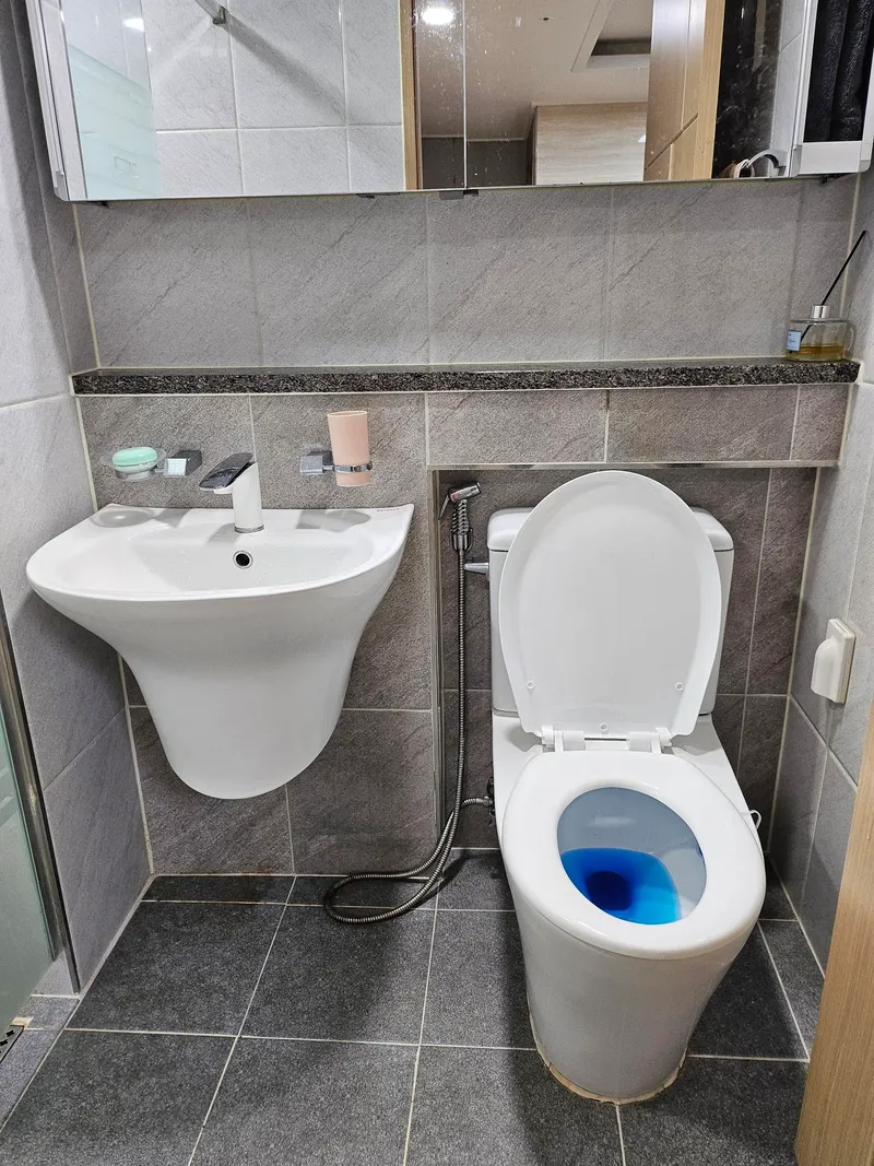 [Yeongpyeong-dong, Jeju] 47 pyeong three-room, spacious living room officetel #Easy access to Jeju City 31