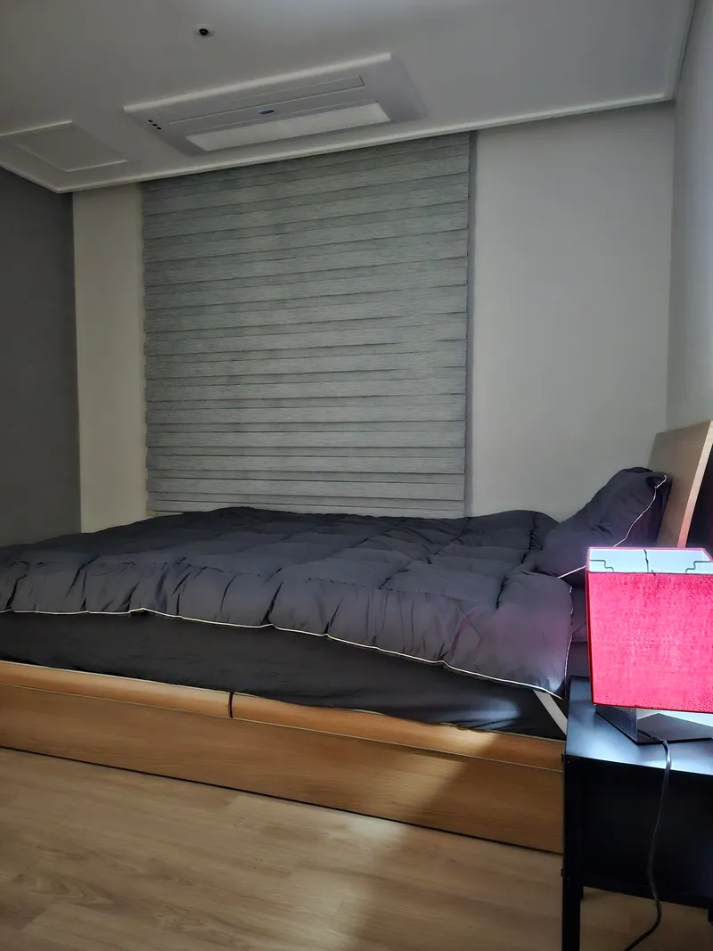 [Yeongpyeong-dong, Jeju] 47 pyeong three-room, spacious living room officetel #Easy access to Jeju City 26