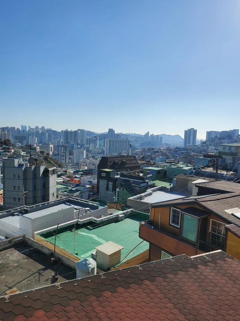 [부산 동구] 하늘뵘-영화촬영지 전편백 하늘창 노래바베큐 1,2층분리가능 33