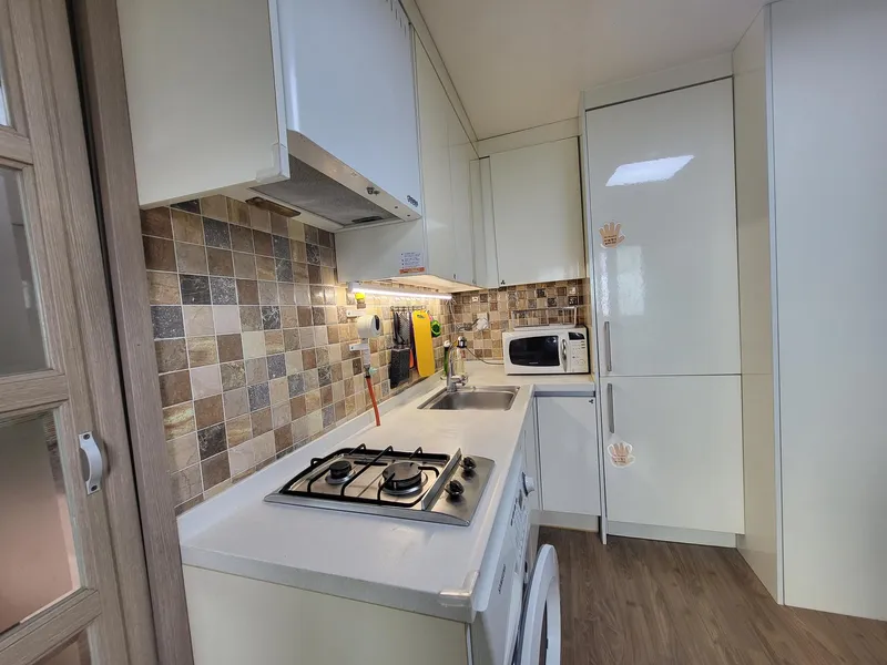[Gangjeong-dong, Seogwipo] 14 Pyeong (actual size), 2 Balconies, a true 1.5-room apartment with ocean view at the price of a studio, excellent transportation 35