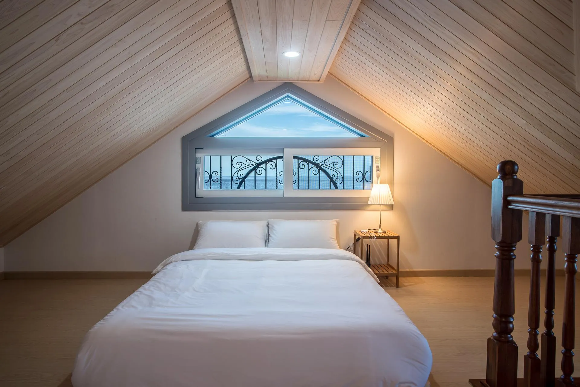 Hangyeong-myeon Ocean-View One-Bedroom Cottage