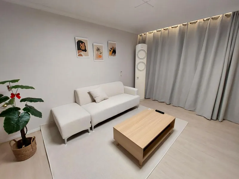 [Mokpo] Spacious 20-pyeong ocean full-option emotional interior cost-effective #emotional accommodation #clean 8