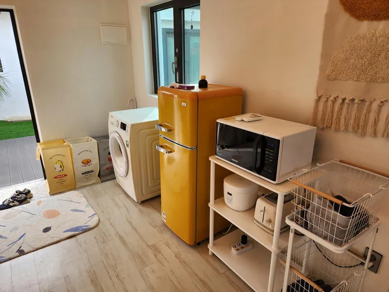 [Jocheon, Jeju] One-room detached house with green plant sensibility #2 min walk to the sea #yard 12