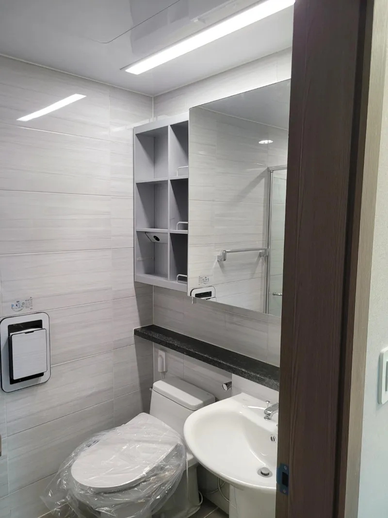[Yeonsu, Incheon] 10-person ocean view full air conditioning 35 pyeong newly built 4-room apt 43