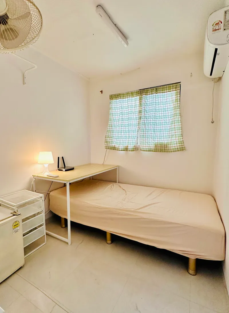 [Jungnang, Seoul] #Jungnangcheon #Jungnang Station #Samyuk Health College #Hankuk University of Foreign Studies Sharehouse One Roomtel 5
