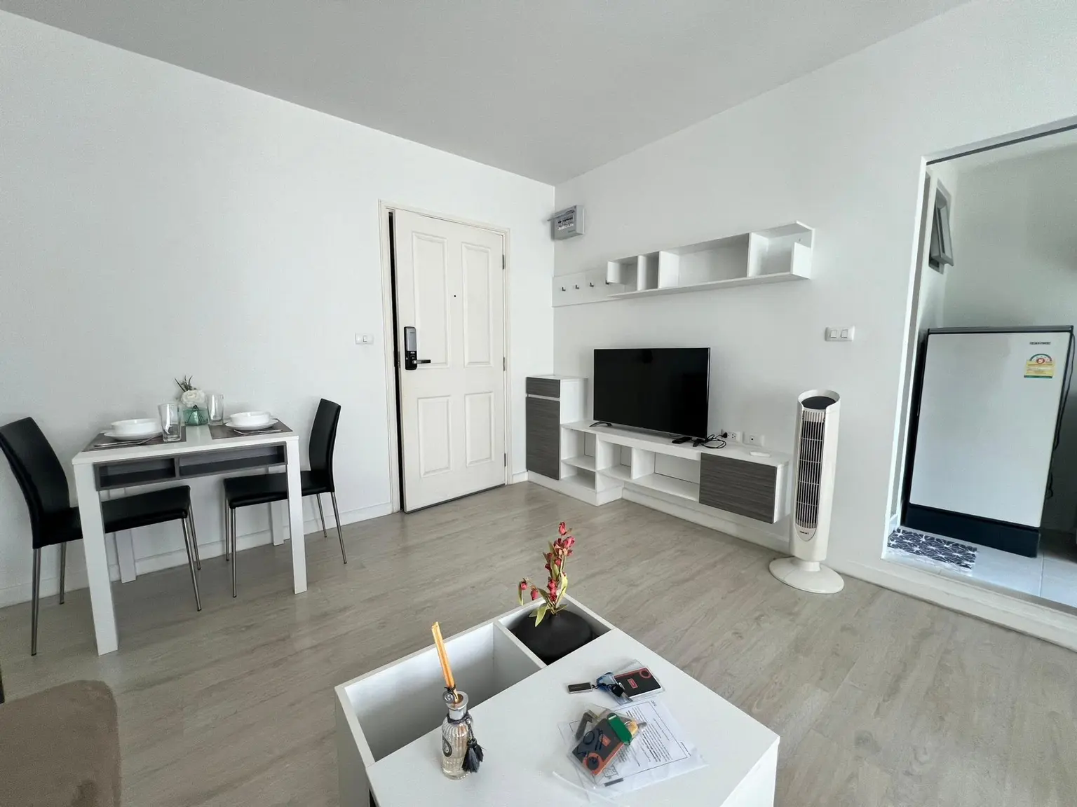 Chiang Mai_Dicondo Sign walkable & workation & premium Condo 1BR & sleeps 3 Central Festival's largest outdoor swimming pool Studio Room A Cover Photo