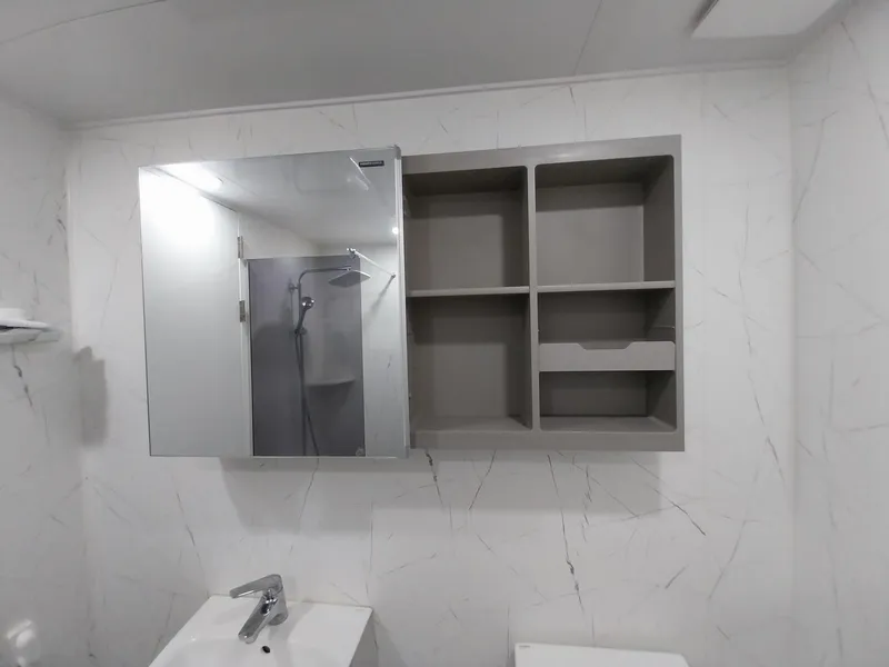 [Seocho, Seoul] 3-minute walk from Gangnam Station Exit 5, clean officetel with large floor space 5