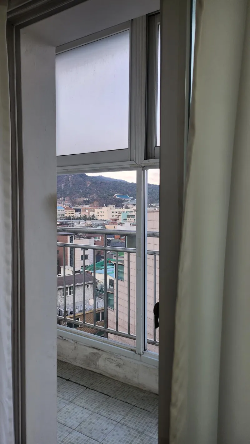 [Jongno, Seoul] Parking available while viewing the Blue House 11