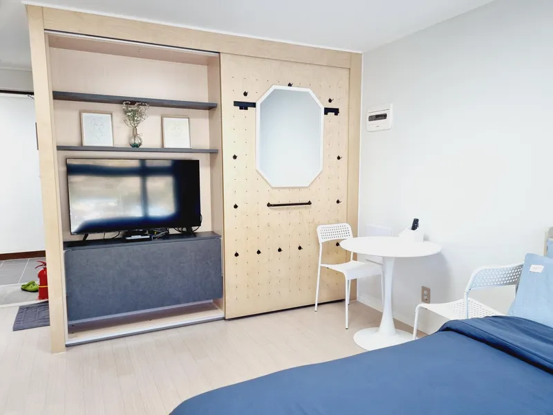 [Yeosu] Are you looking for a short-term open studio rental? #6 8