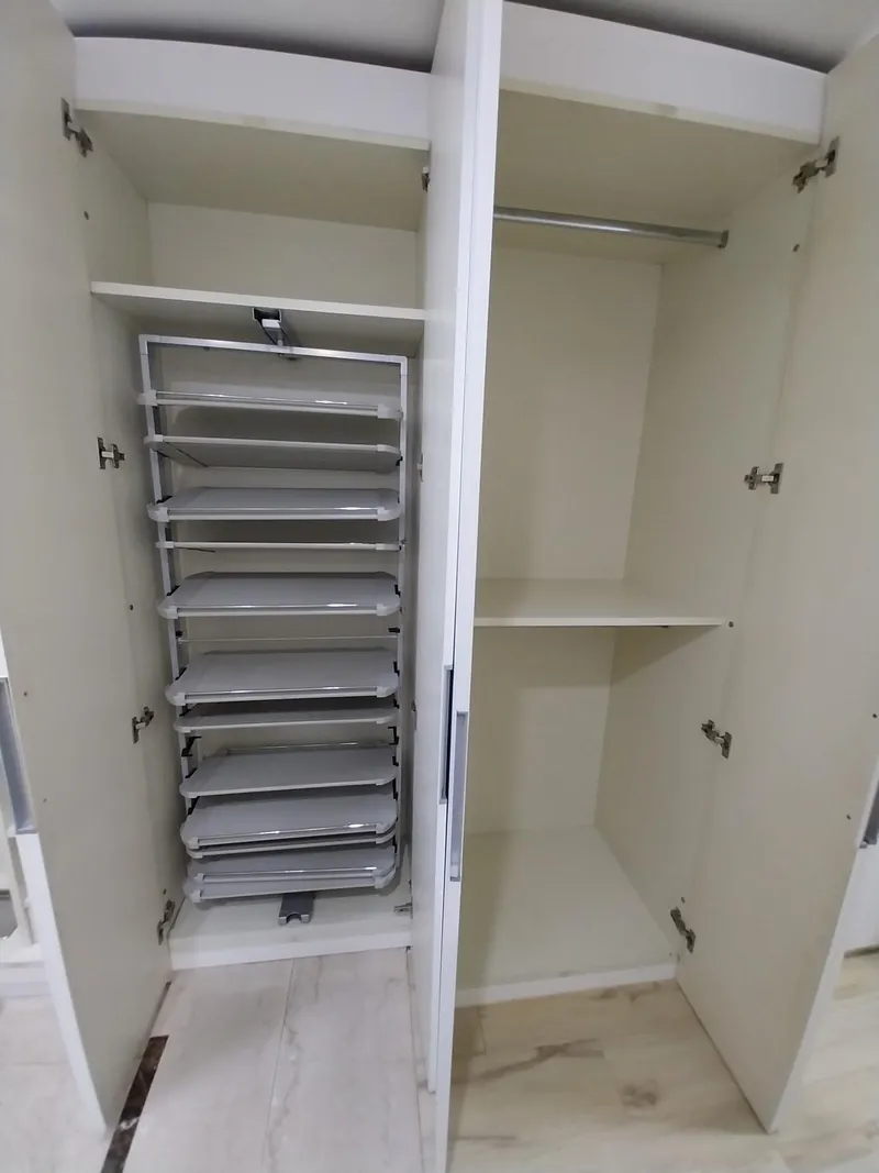 [Seocho, Seoul] 3-minute walk from Gangnam Station Exit 5, clean officetel with large floor space 27