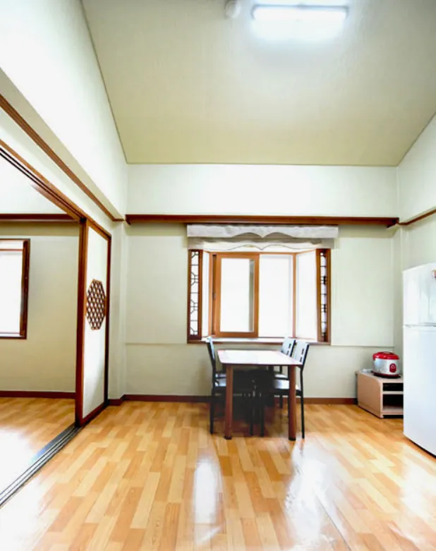 [Gurye] A 20-pyeong pension with a pleasant environment and the atmosphere of an old-fashioned log cabin 3