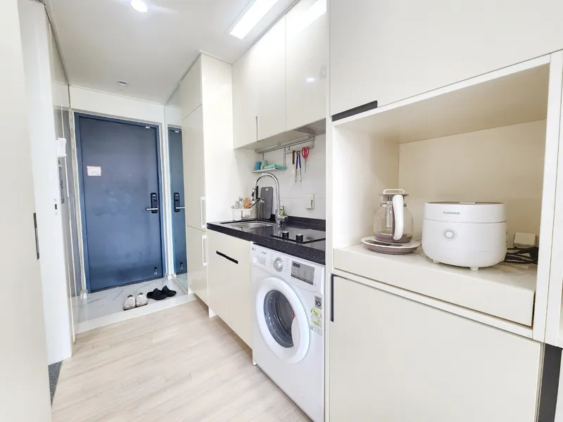 [Yeon-dong, Jeju] #Newly built one room 11#Jeju city center#10 mins from airport and sea#Cooking possible#House like my home 13