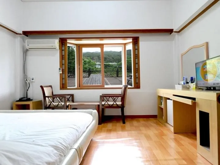 [Gurye] Comfortable environment and quaint log cabin atmosphere Pension #Bed A 3