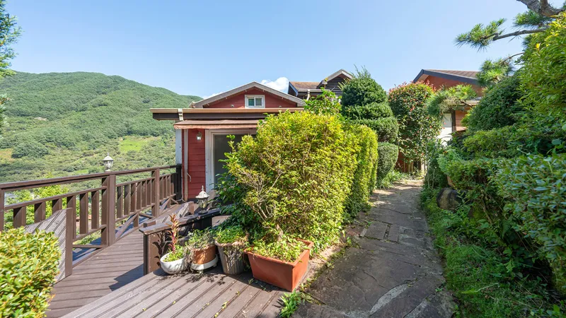 [Gurye] A neat and clean pension with a great view of the Seomjin River in front #Byeolbang 11