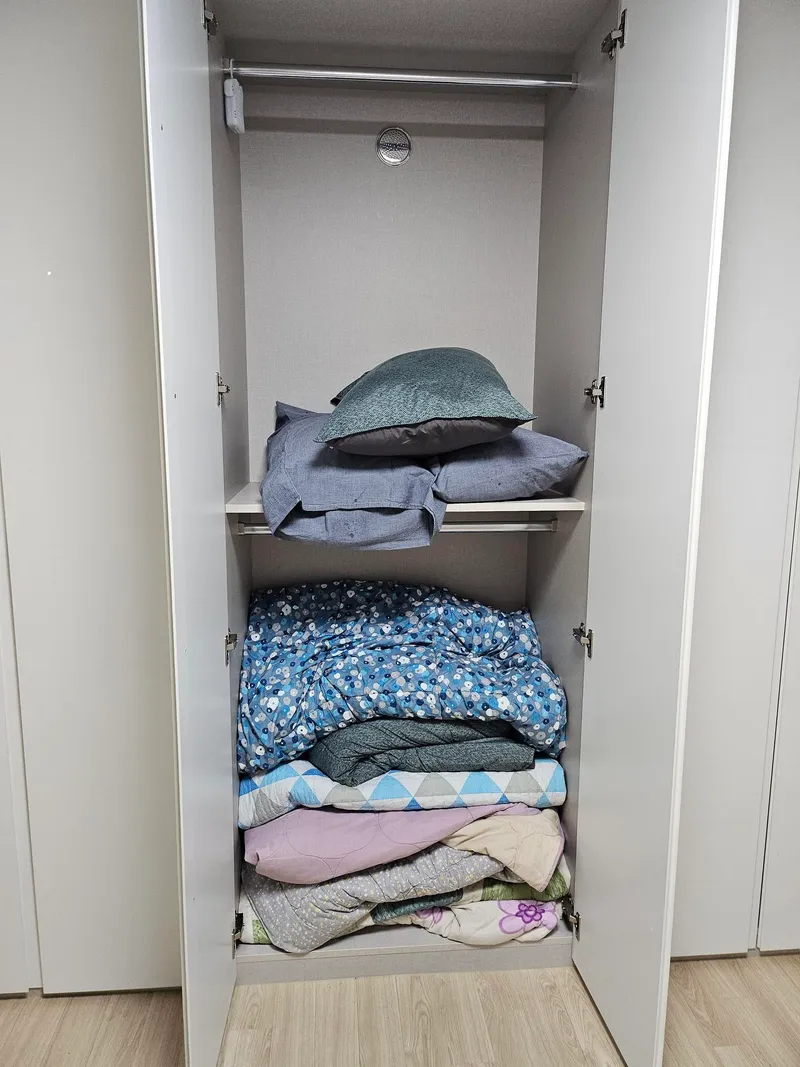 [Yeongpyeong-dong, Jeju] 47 pyeong three-room, spacious living room officetel #Easy access to Jeju City 16