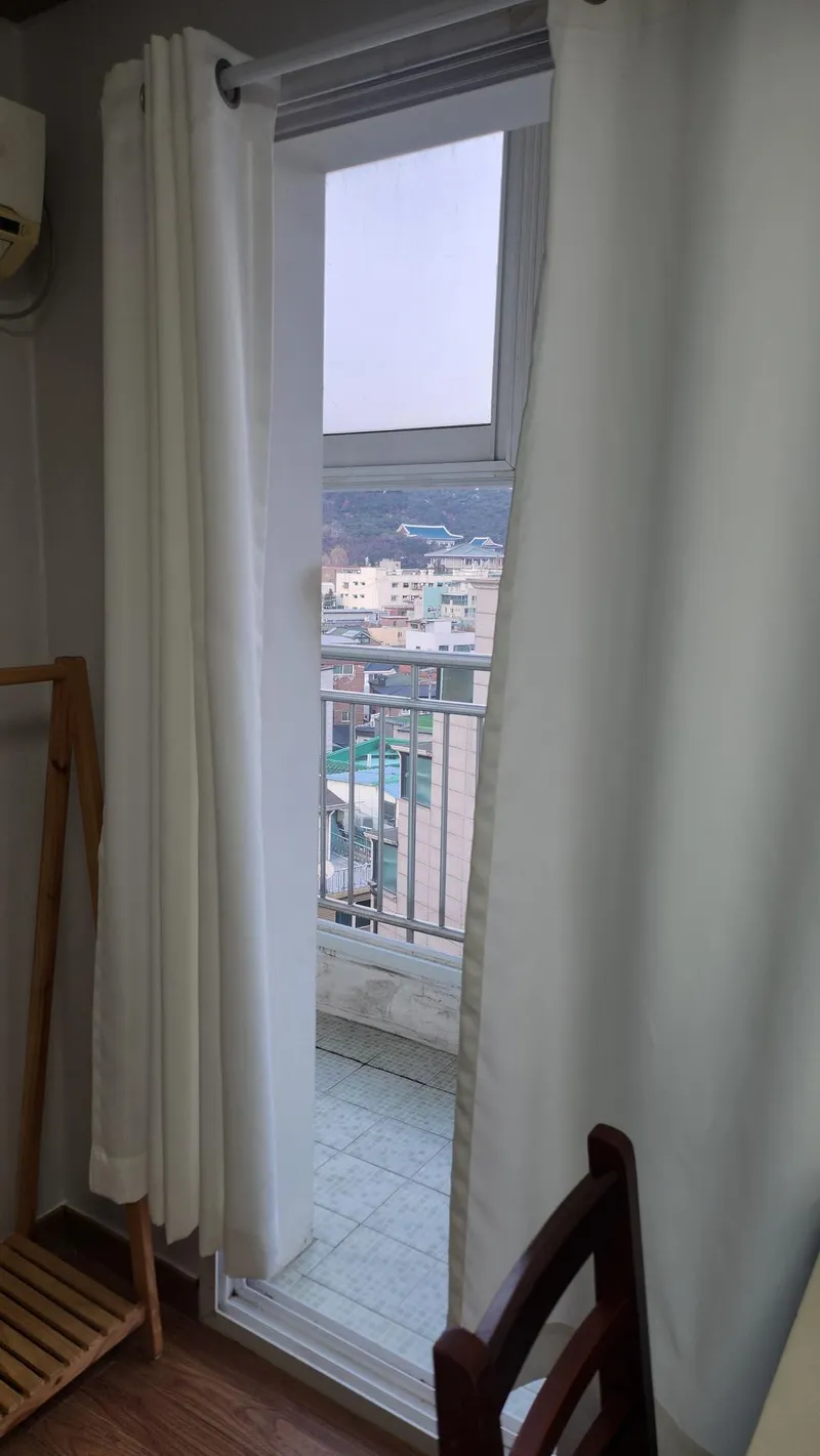 [Jongno, Seoul] Parking available while viewing the Blue House 10