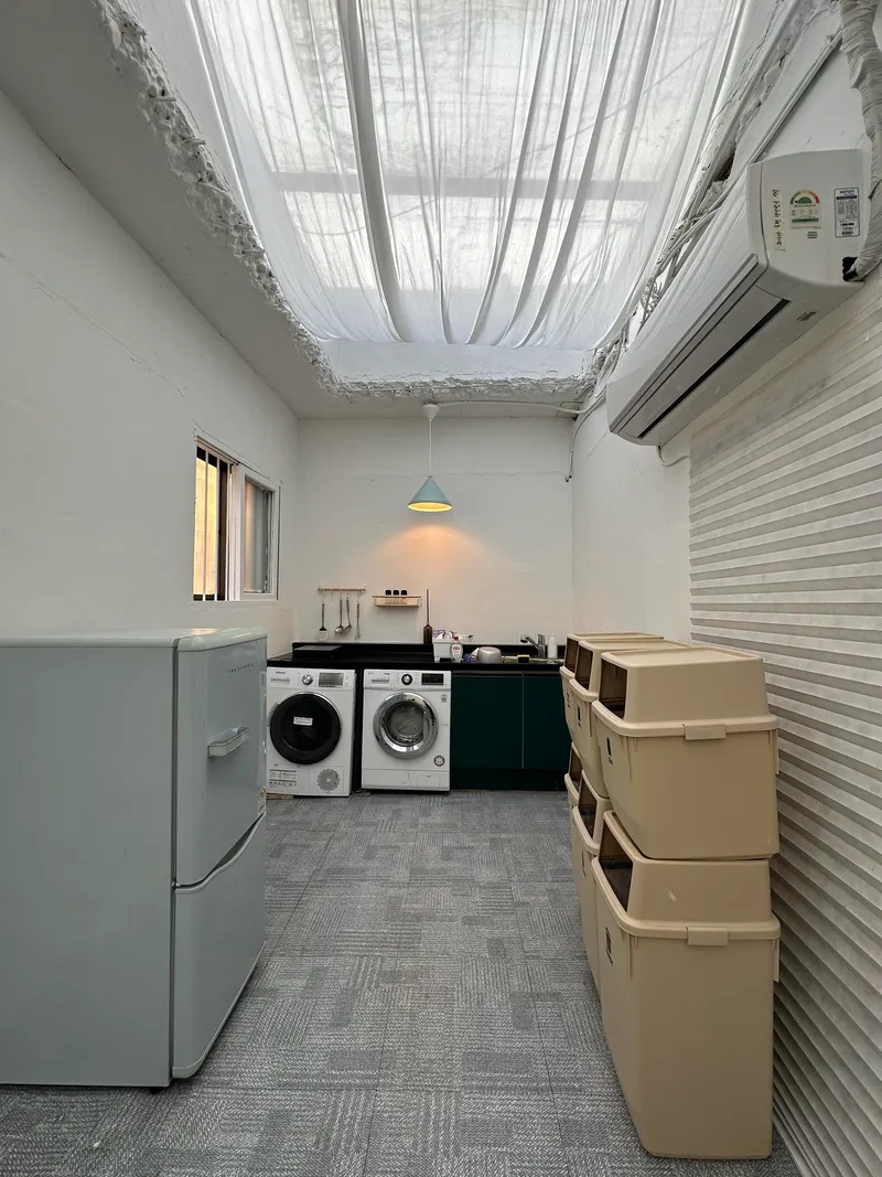 [Jungnang, Seoul] #Jungnangcheon #Jungnang Station #Samyuk Health College #Hankuk University of Foreign Studies Sharehouse One Roomtel 11