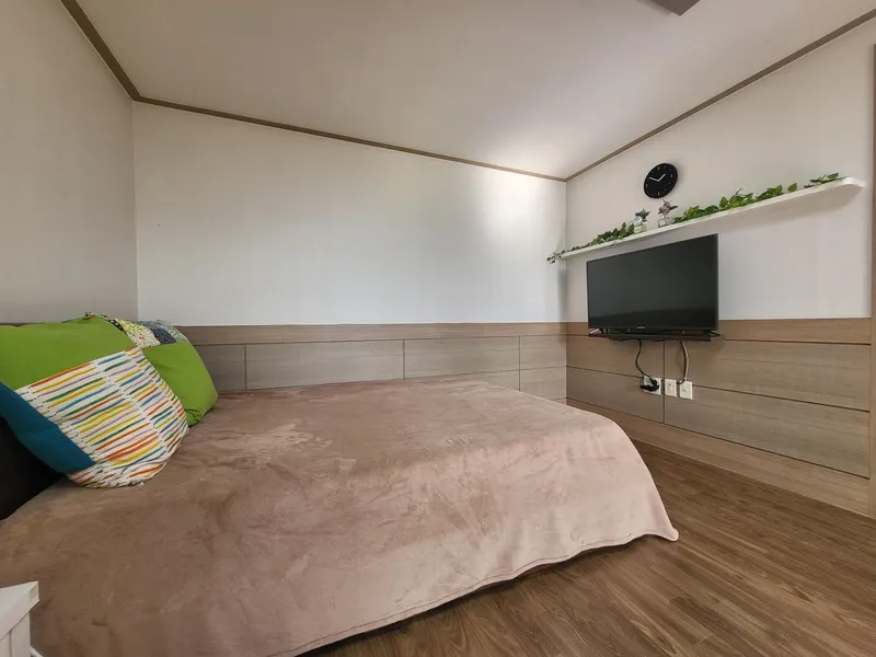 [Gangjeong-dong, Seogwipo] 14 Pyeong (actual size), 2 Balconies, a true 1.5-room apartment with ocean view at the price of a studio, excellent transportation 22