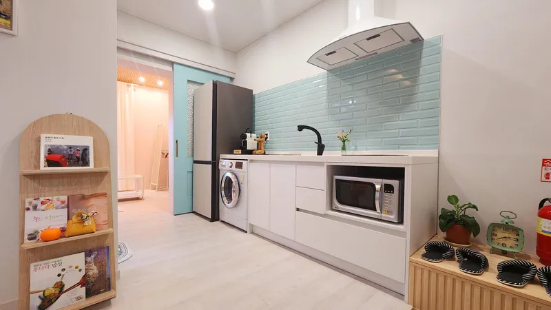 [Aewol, Jeju] 1.5 room full option in front of the beach 15