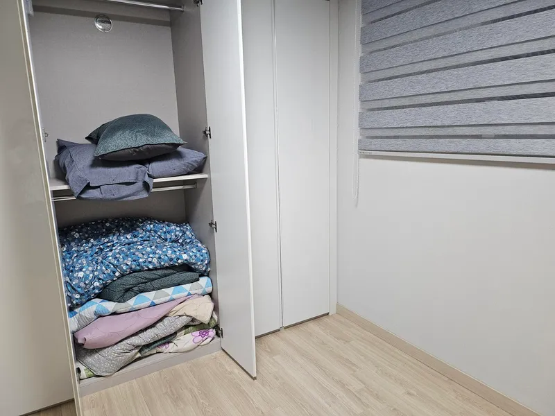 [Yeongpyeong-dong, Jeju] 47 pyeong three-room, spacious living room officetel #Easy access to Jeju City 15