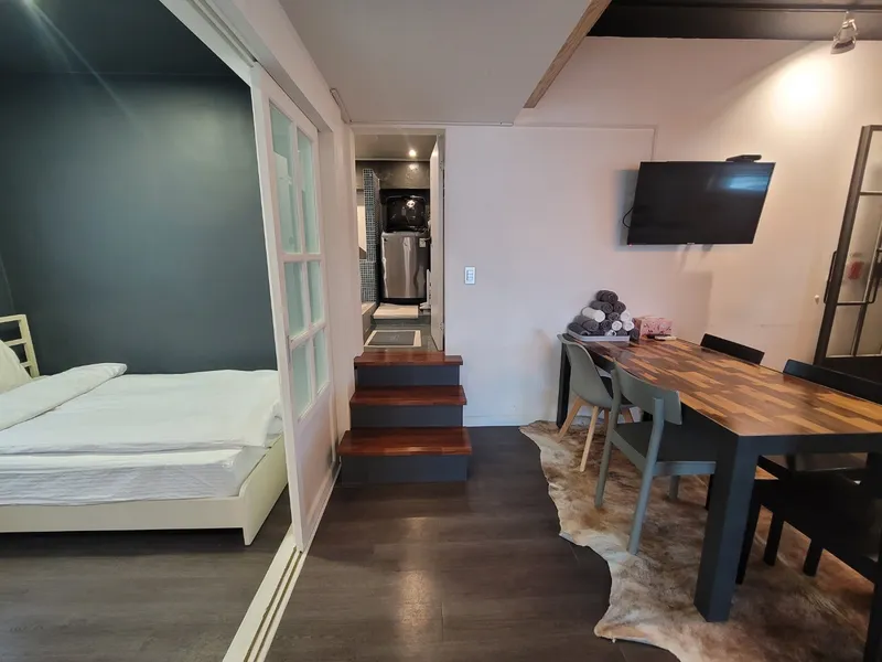 [Jung-gu, Seoul] Room 201, within 15 minutes walk from Namsan Park/Myeongdong/Seoul Station/Namdaemun Market 18