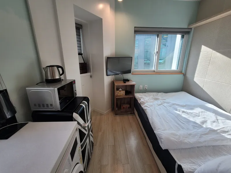 [Jung-gu, Seoul] Room 204, within 15 minutes walk from Namsan Park/Myeongdong/Seoul Station/Namdaemun Market 2