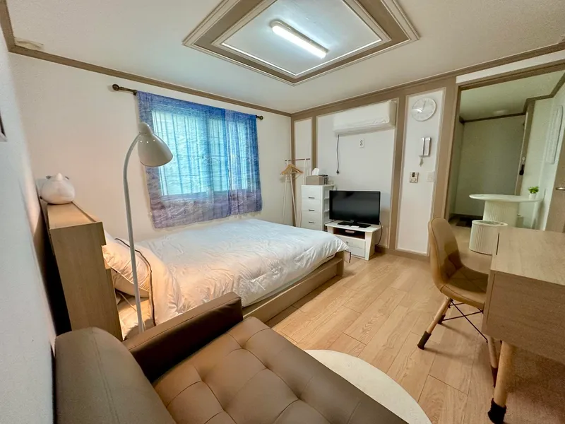 [Geoje] Separated Two-Room House, Stylish Accommodation in the Center of Geoje, Unit 202 #WalkingToTheSea 3
