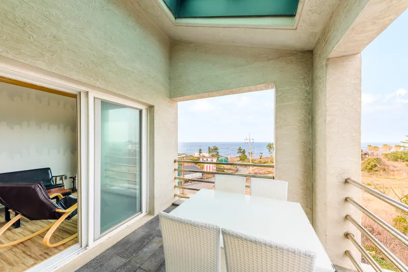 [Aewol, Jeju] 3-story house ocean view 2.5 room #Pets allowed 8