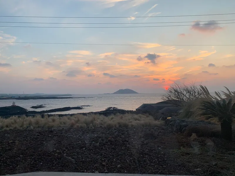 [Hallim, Jeju] #GuokdokchaeMinbak #Bookstay with a beautiful sunset and sea view of Biyangdo 42