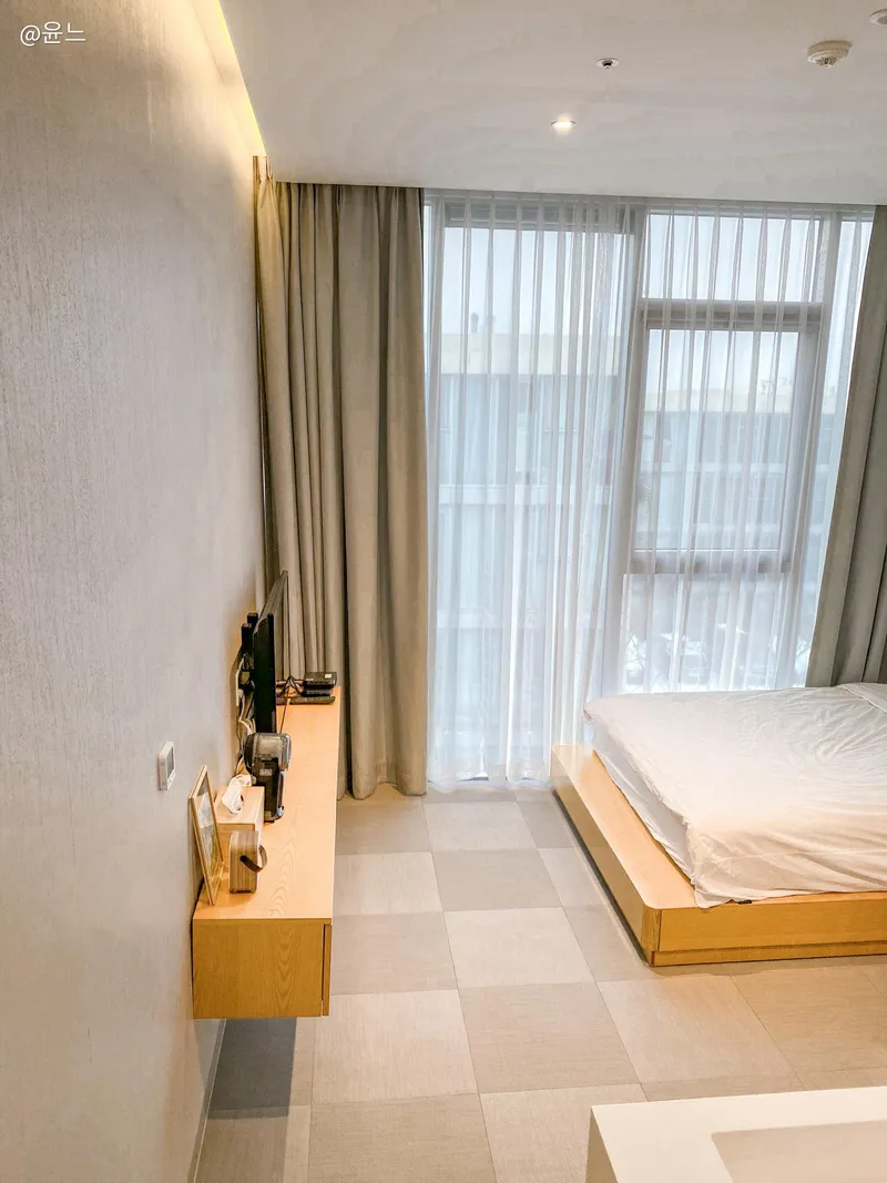 [Topyeong-dong, Seogwipo] Lala Jeju Seogwipo Studio Officetel 24