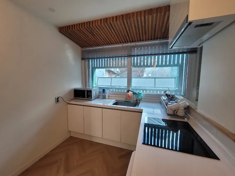 [Jung-gu, Seoul] Room 302 within 15 minutes walk from Namsan Park/Myeongdong/Seoul Station/Namdaemun Market 17