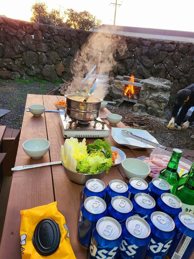 [Gujwa, Jeju] Pyeongdae Sea, Oreum View Spacious One Room Stay #101 20