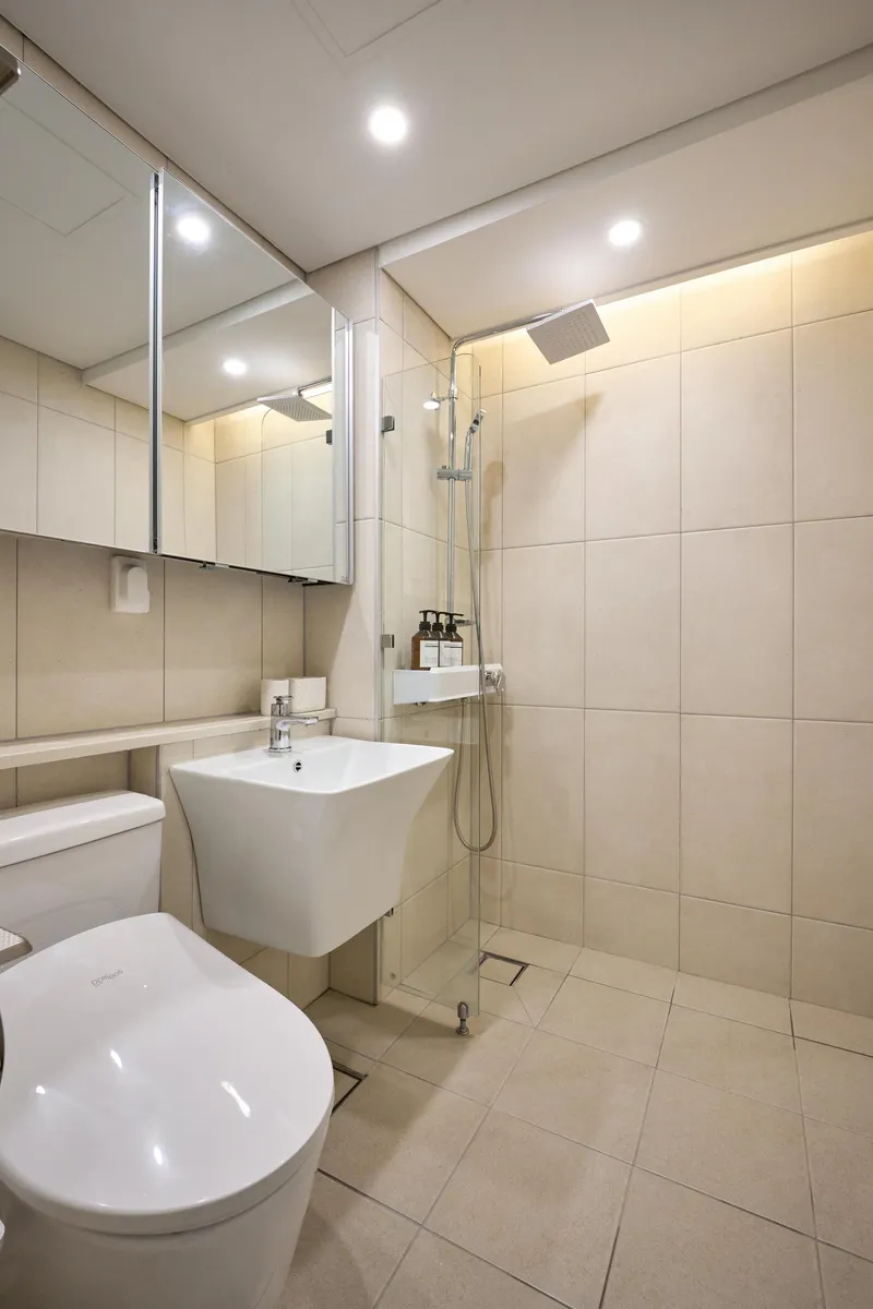 [Gangdong, Seoul] 5F Myeongil Station area luxury full option 17