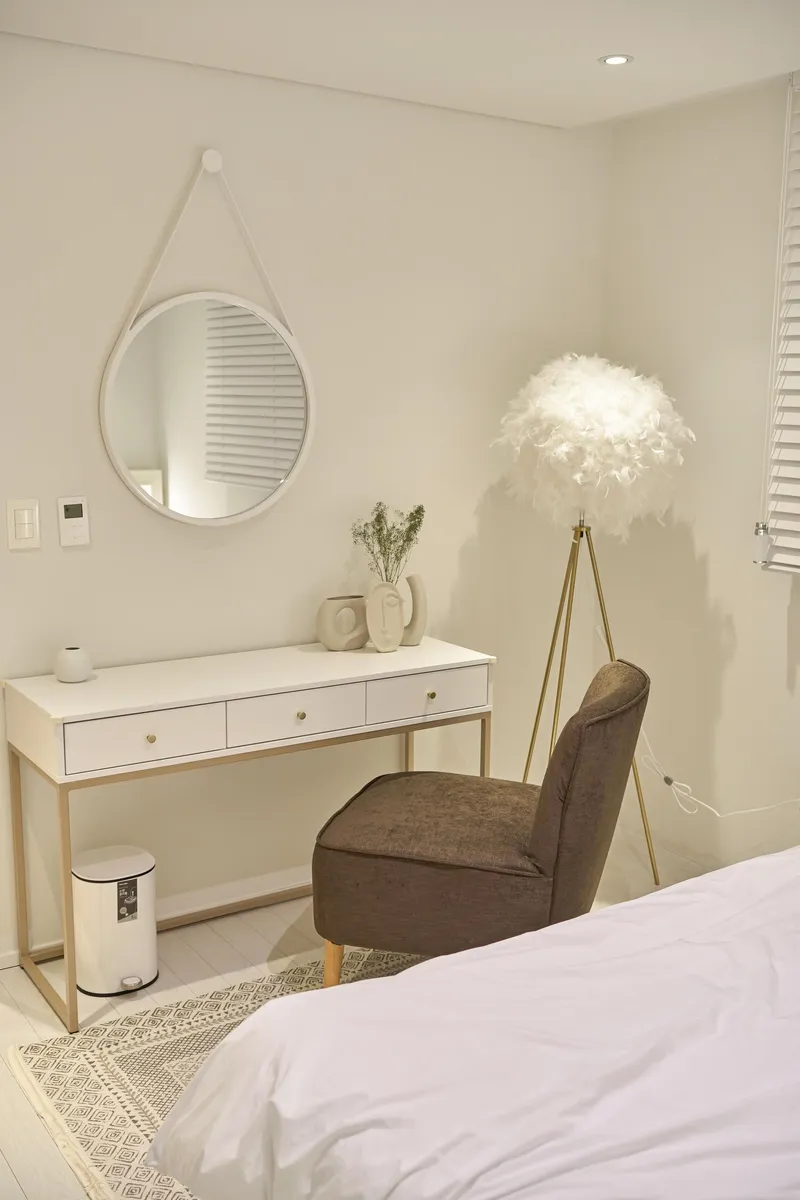[Gangdong, Seoul] 5F Myeongil Station area luxury full option 23