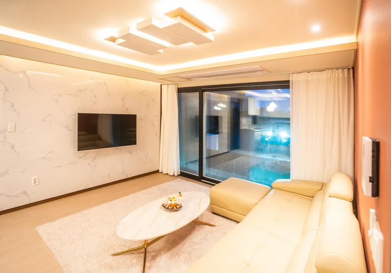 [Aewol, Jeju] Emotional Outdoor Jacuzzi Private Accommodation #Aewol Coastal Road 5