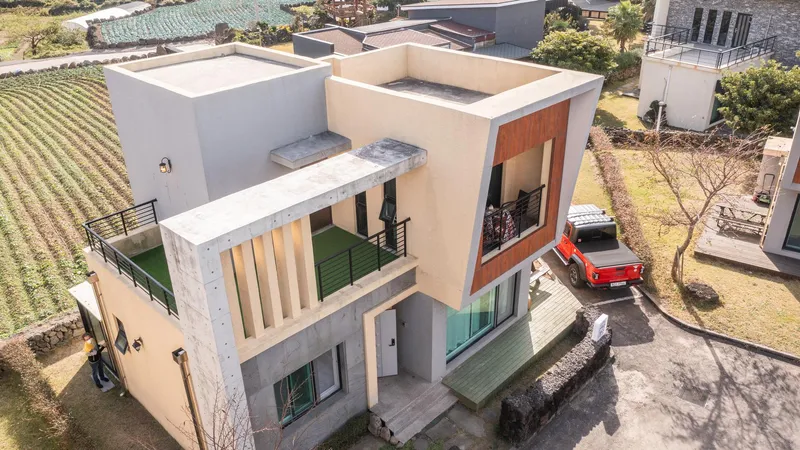 [Aewol, Jeju] Emotional Outdoor Jacuzzi Private Accommodation #Aewol Coastal Road 4