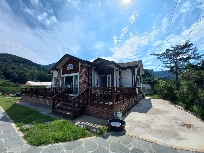 [Haman] A picturesque country house located in Ara Gaya, a historical site 2
