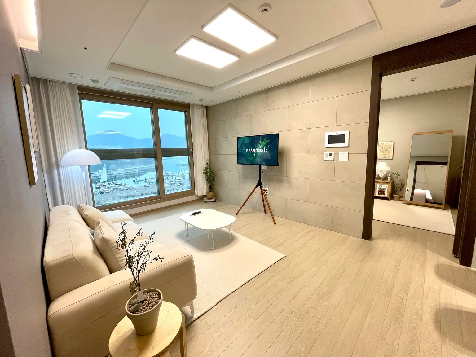Yeosu Ungcheon ocean view Residence 2BR & sleeps 4 Fully-optioned, short-term rental with ocean view and night view Cover Photo