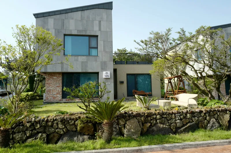 [제주 한림][협재] 돌담안 마당속 내집처럼 아늑하고 편안한 휴식해안도로_도보7분 15