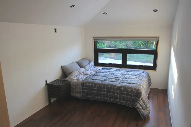 [Aewol, Jeju] Remodeled two-room traditional stone house B with a 100-year-old zelkova tree 3