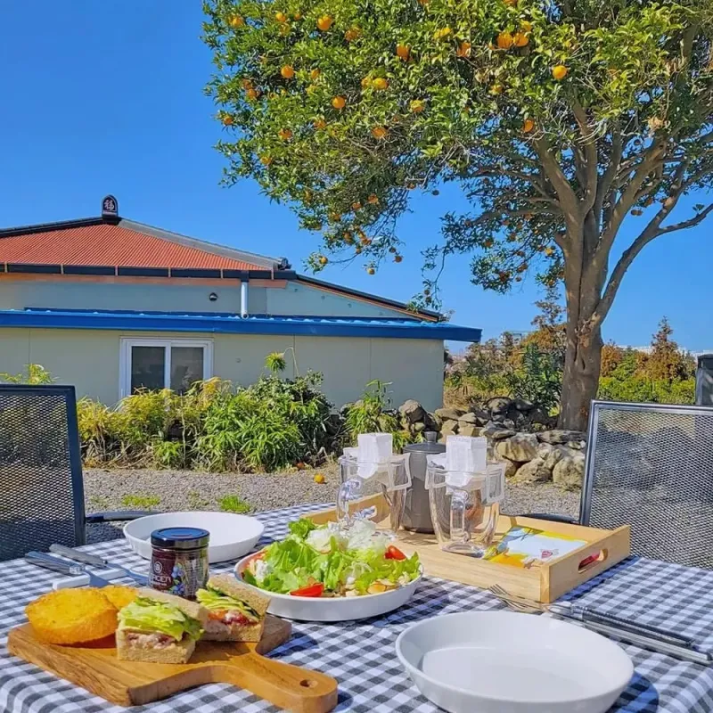 [Dopyeong-dong, Jeju] #Private Jacuzzi Remodeled Stylish Two-Room Traditional Stone House (Outer Annex) #Weekly Stay Only 21